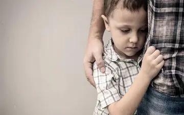 خجالتی بودن کودک از نشانه‌ها تا راهکار‌ها