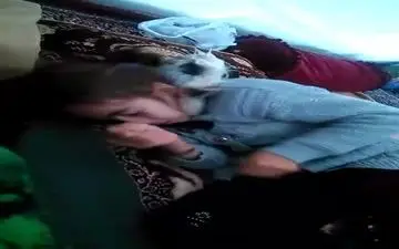 فیلمی از زندگی دختر بچه شهر تازه‌آباد - ثلاث و باباجانی در چادر و تشنج‌اش به علت سرما