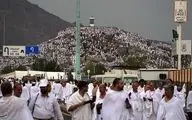 یک نوزاد در صحرای عرفات به دنیا آمد