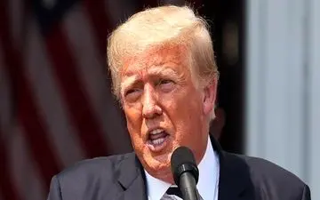 ترامپ: آمریکا در حال نابودی است