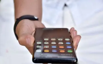 رجیستری مچ اولین واردکننده متخلف گوشی های موبایل را گرفت!