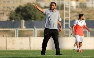 کریمی سلیقه کمالوند را نمی پسندد!