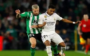 توقف رئال مادرید برابر رئال بتیس/فاصله کهکشانی‌ها با بارسلونا بیشتر شد