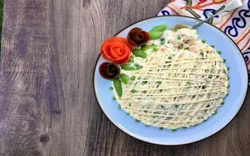 بیا تا بهت بگم سالاد الویه مجلسی رو چطوری درست کنی