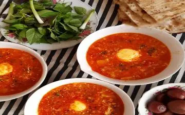 عجله داری، وقت نداری؟ اشکنه تخم مرغ با سیب زمینی درست کن/ ساده و خیلی خوشمزه