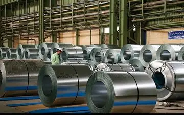 ۴۰ درصد فعالیت اقتصادی کشور متمرکز در استان تهران است 