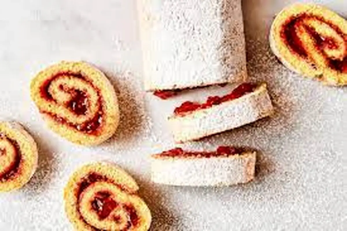 طرز تهیه شیرینی رولت مربایی| بچه ها عاشقشن!