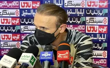 گل‌محمدی: دادن حداقل موقعیت به حریفان نشانه خوبی برای قهرمان شدن است/ امید زیادی به پرسپولیس دارم