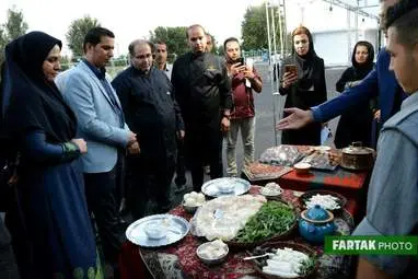 جشنواره گردشگری خوراک کرمانشاهی در شهر بازی 