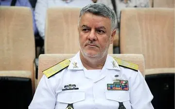  دریادار خانزادی: توان حضور در تمام اقیانوس‌های دنیا را داریم 