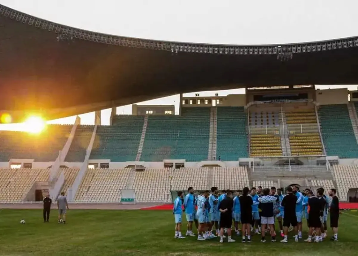 تمرین آبی پوشان در شرق تهران؛ زمین تختی زیر پای استقلالی ها