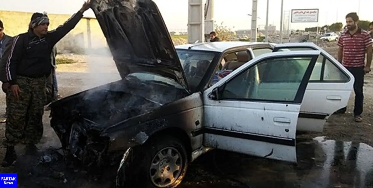 آتش‌سوزی خودرو پژو در جاده بوشهر-گناوه