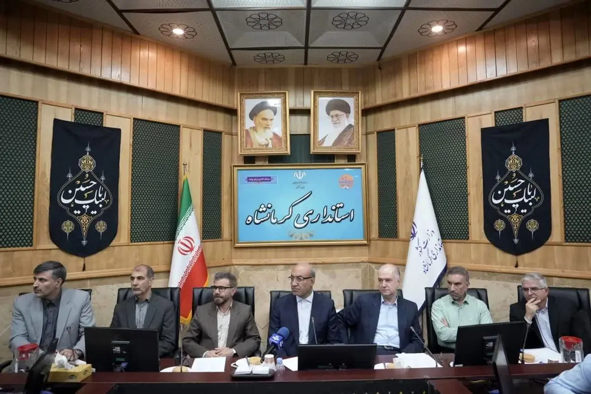 ریلگذاری راهآهن کرمانشاه - اسلامآباد غرب از شهریور آغاز میشود/ ۱۰ درصد اعتبارات مدیریت بحران کرمانشاه صرف توسعه انرژی خورشیدی میشود