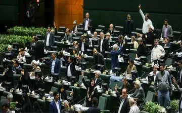 حقوق‌های بازنشستگی زیر 2.5میلیون تومان در اولویت افزایش و متناسب سازی قرار می‌گیرند