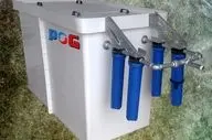 انتخاب ظرفیت چربی‌گیر فایبرگلاس برای کافی‌شاپ‌ها