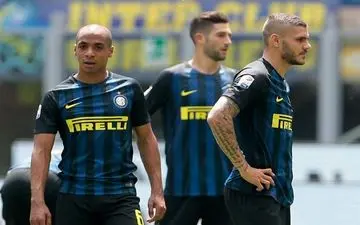  انتقاد از پیراهن فصل ۱۸-۲۰۱۷ اینتر+ تصاویر