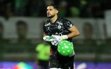 پارسا جعفری، دروازه‌بان ذوب‌آهن، قراردادش را تمدید کرد
