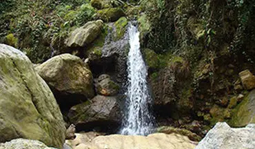 اجماع چند آبشار باهم که منظره ای بی‌نظیر را در کشور رقم زده اند