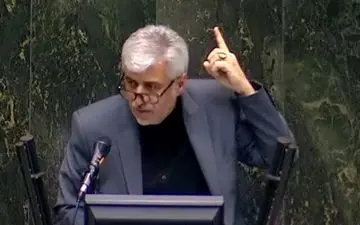 
کارت زرد مجلس به وزیر ورزش