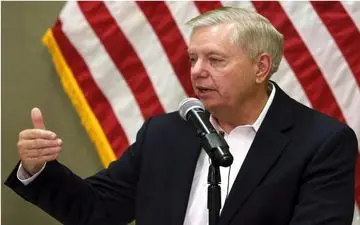 دفاع رئیس کمیته قضایی سنا از تصمیم دونالد ترامپ