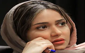 ترساندن پریناز ایزدیار در خواب توسط امیرحسین فتحی + فیلم