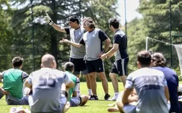 
رونمایی از رقیب غلامپور در استقلال 