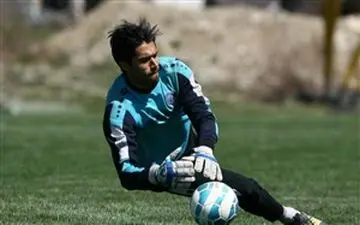  حسینی: درخواست رضایتنامه از استقلال، کذب است