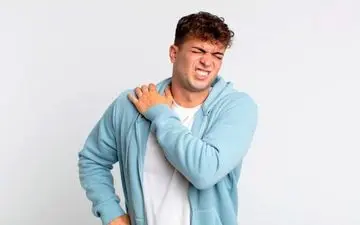 درد این قسمت از شانه را جدی بگیرید!