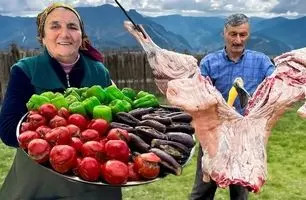 هنرنمایی روستائیان آذربایجانی در کباب کردن 12 کیلو گوشت: سفری به دل سنت و طعم اصیل (فیلم)