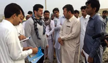 رسول خادم میان مردم سیستان و بلوچستان، شاهکارش را در دل کرونا ادامه داد