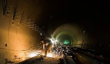 ریزش آوار کارگاه مترو در مولوی