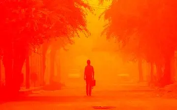 گرد و غبار ۱۴ نفر را در «مهران» راهی بیمارستان کرد