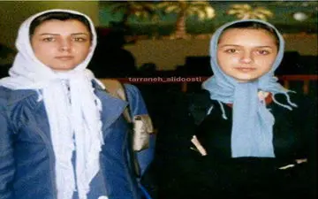 عکس/ظاهر ساده ترانه علیدوستی در 15 سالگی در کنار مادرش