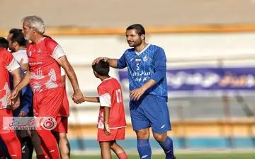 گزارش تصویری دربی کودکان کار با حضور تعدادی از بازیکنان پیشکسوت و ستاره‌های سرخابی 