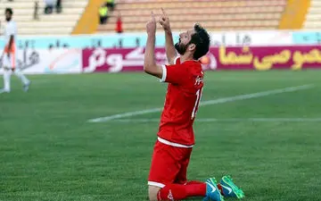 ستارۀ پدیده، در راه اصفهان