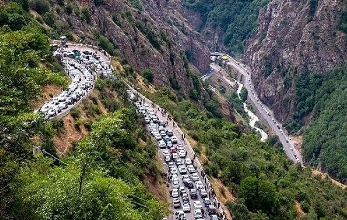 تردد در جاده چالوس یکطرفه شد / ترافیک سنگین در این جاده پرتردد