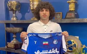 بازیکنی که بدون بازی استقلال را محکوم می‌کند