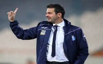 کنایه‌های سنگین و بی‌حاصل به کالدرون و استراماچونی