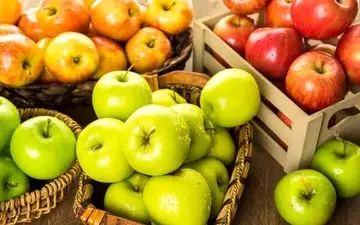 به پوست سیب لب نزنید