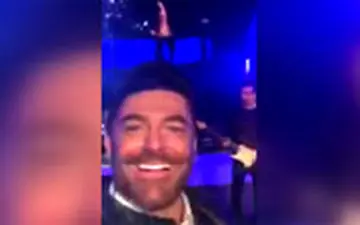 کنسرت پرجمعیت محمدرضا گلزار در لس آنجلس