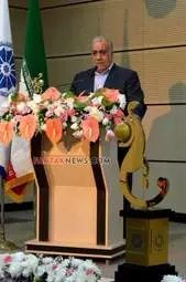 تجلیل از صادر کنندگان برتر استان کرمانشاه به روایت تصویر