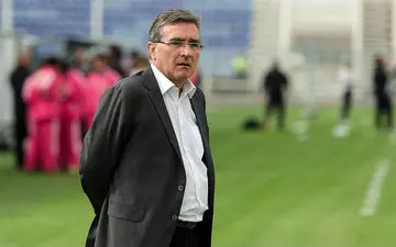 سرمربی پرسپولیس در راه بازگشت به ایران