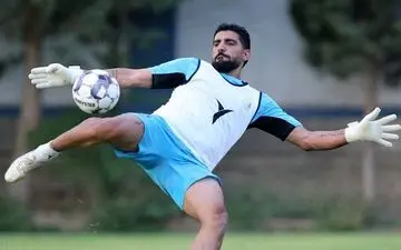 ساپینتو دروازه‌بان استقلال را به کمیته انضباطی سپرد