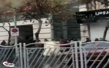 فیلم/صف مردم در مشهد برای انجام امور بانکی!