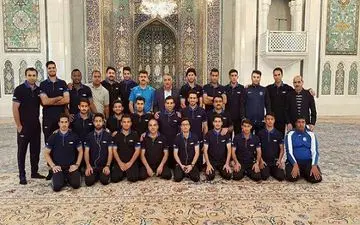 آبی پوشان خوزستان در مسجد تاریخی سلطان قابوس