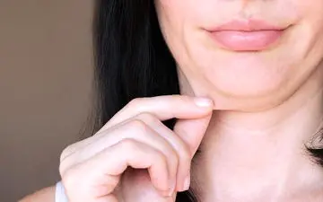 مزایا و معایب پوست نازک در جراحی بینی