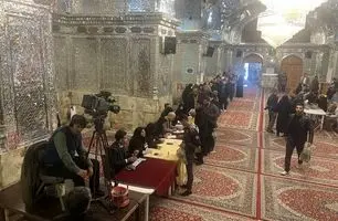 صف زائران حضرت شاهچراغ (ع) پای صندوق‌های رای + ویدئو