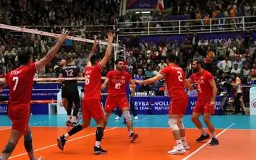 تیم ملی والیبال ایران کانادا را در هم کوبید