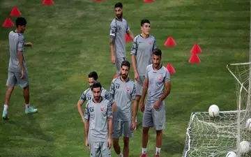 گل محمدی به پرسپولیسی ها استراحت داد