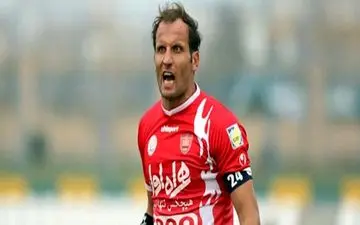 خشم کاپیتان پرسپولیس از یک اتفاق باورنکردنی | این پرسپولیسی به خاطر ستاره تقلبی به سیم آخر زد